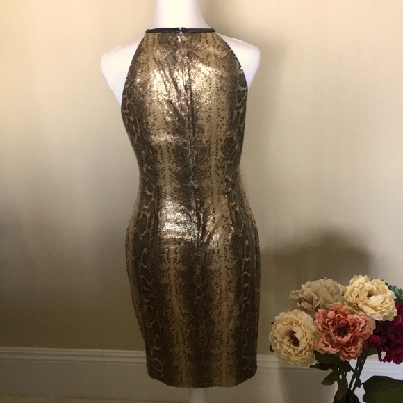 Sequined cocktail dress by Cache in stunning reptile design, size 4. - Picture 2 of 11